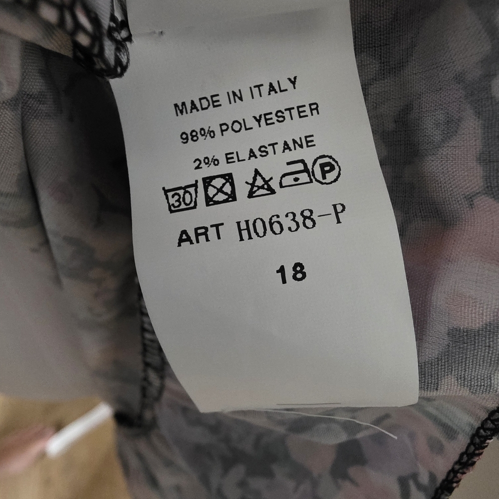 Nasty Gal Pink and Black Robe Dress with Tie Waist - Picture 4 of 10